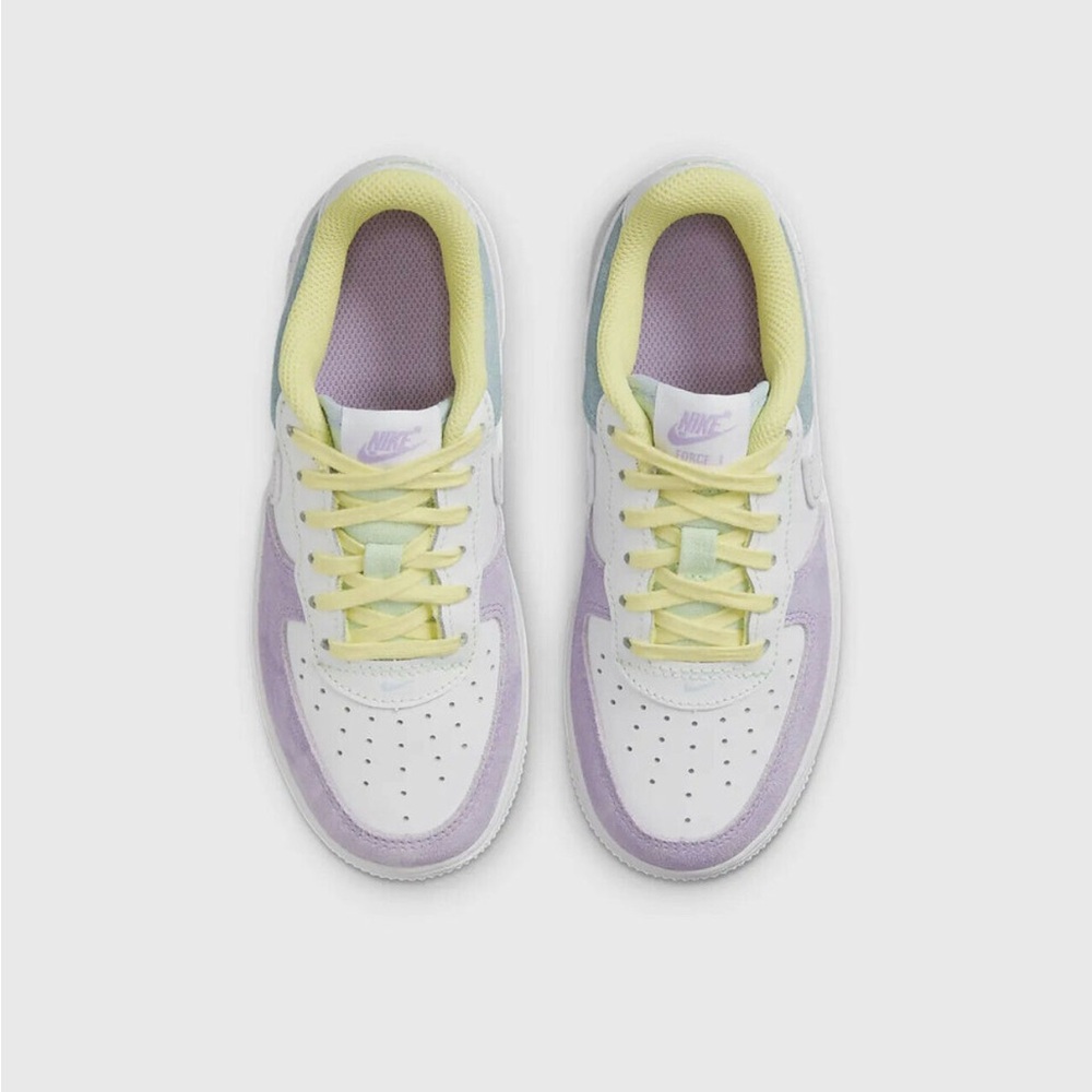 Nike limited edition 2022 10.5 Easter Airforce 1 - Picture 11 of 12